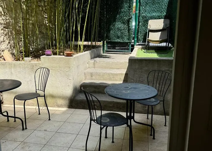 Le Jardinet - With Office In The Center! Hébergement de vacances